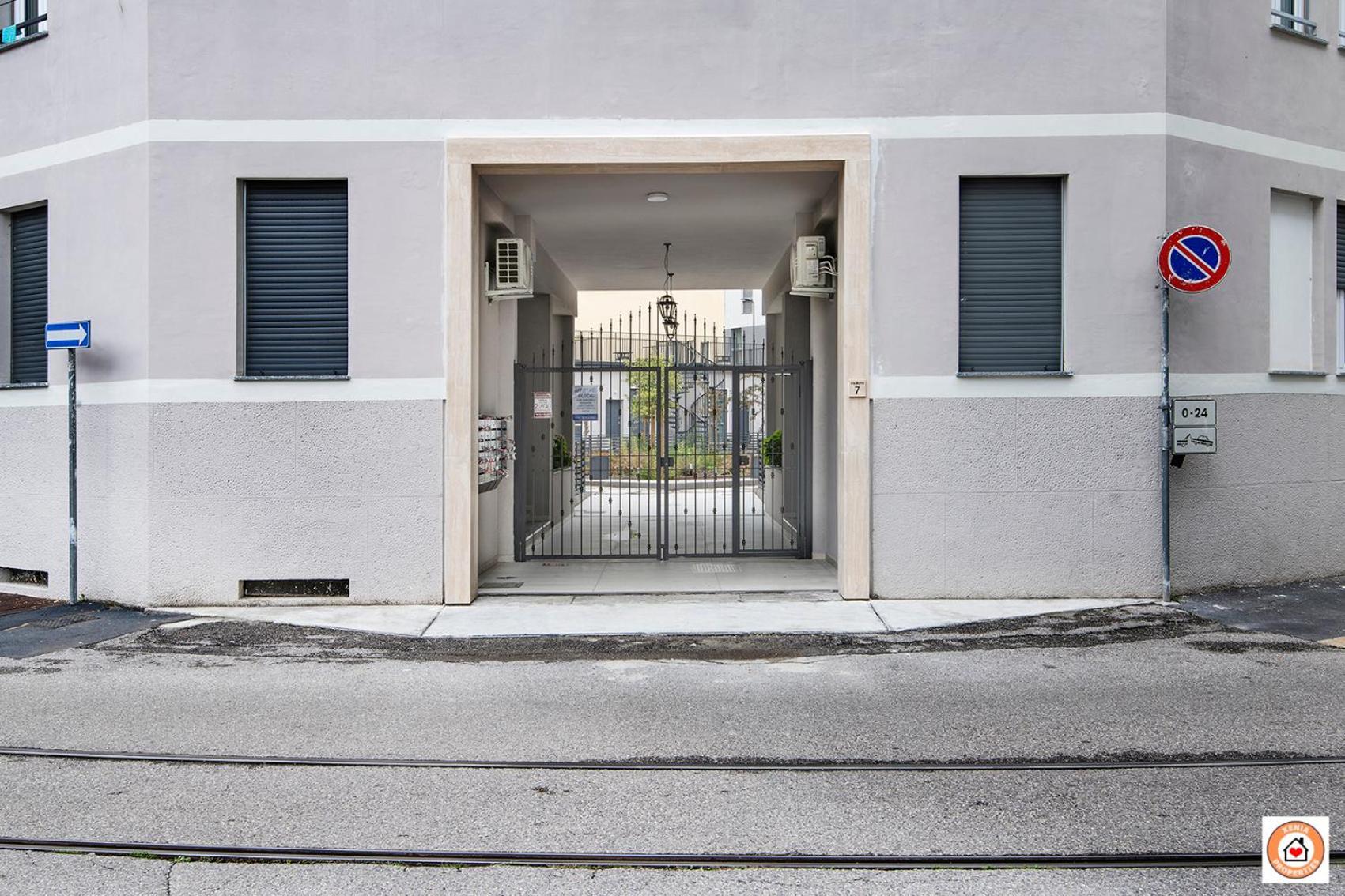 Borgo Milanese - Bocconi 15 Minuti Daire Dış mekan fotoğraf